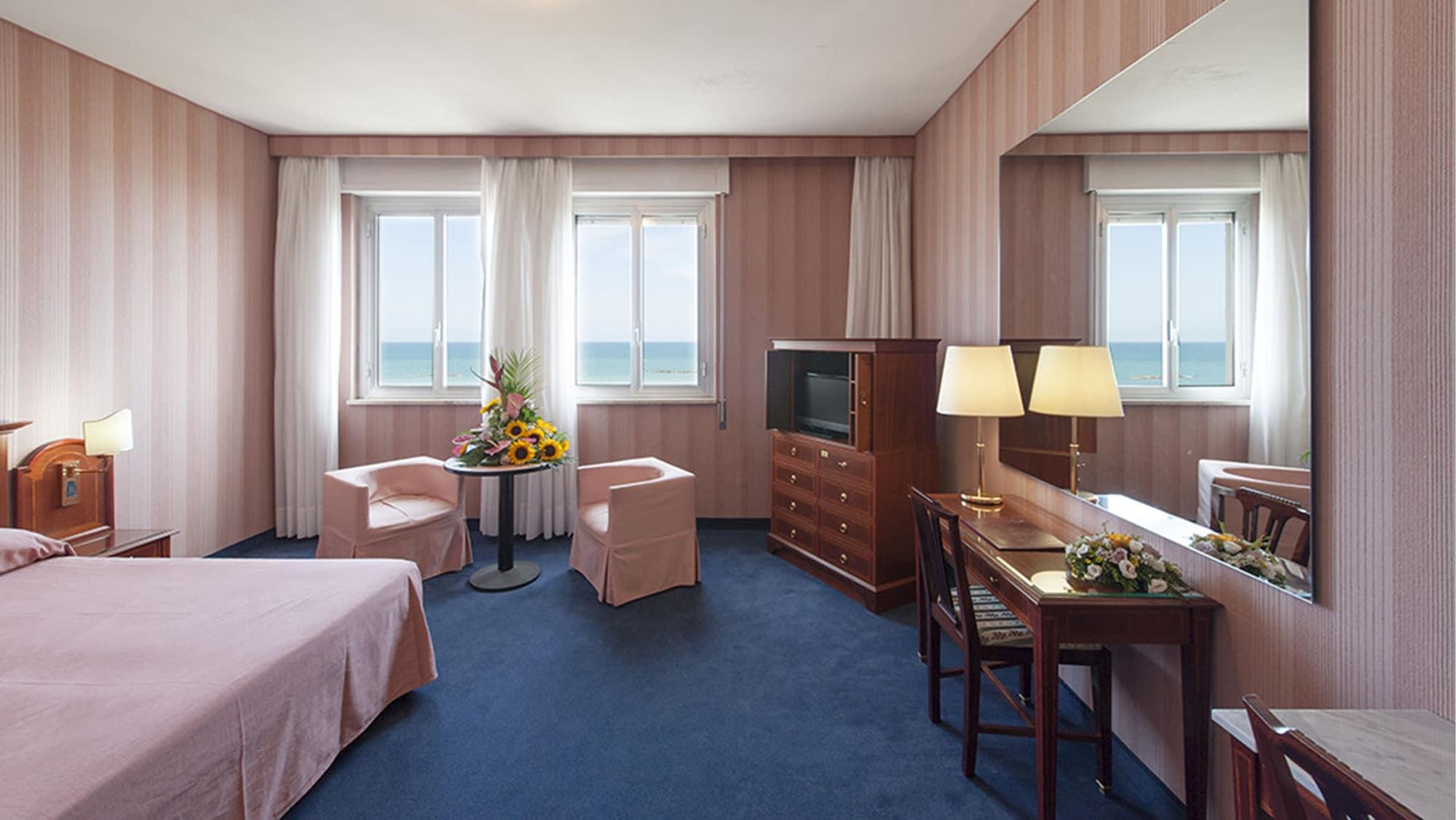 Hotel Esplanade Пескара Экстерьер фото