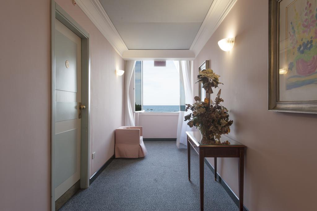 Hotel Esplanade Пескара Экстерьер фото