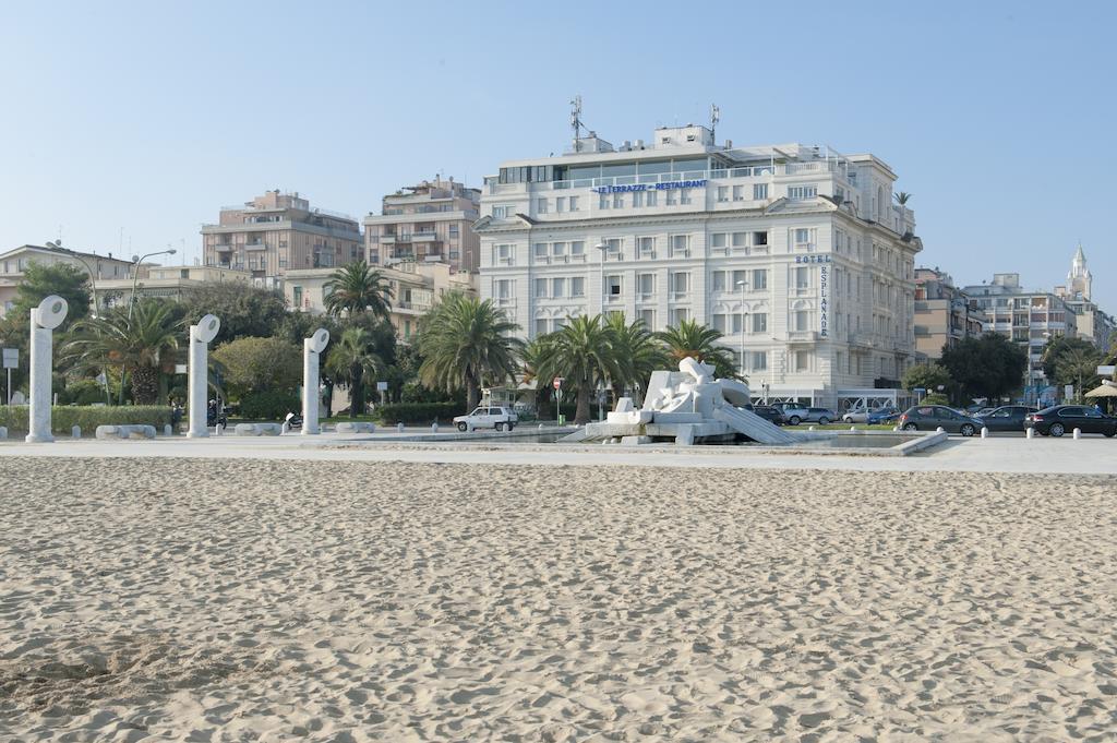 Hotel Esplanade Пескара Экстерьер фото