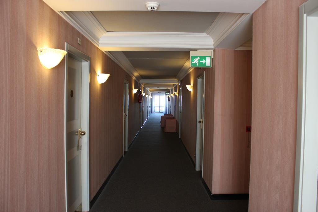 Hotel Esplanade Пескара Экстерьер фото