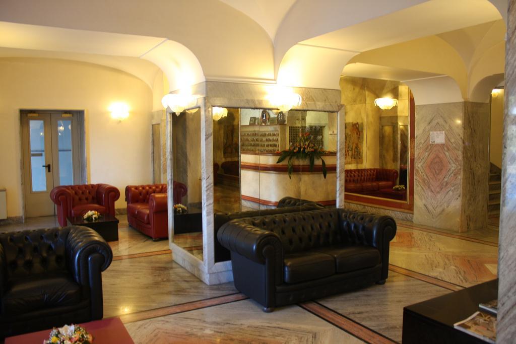 Hotel Esplanade Пескара Экстерьер фото