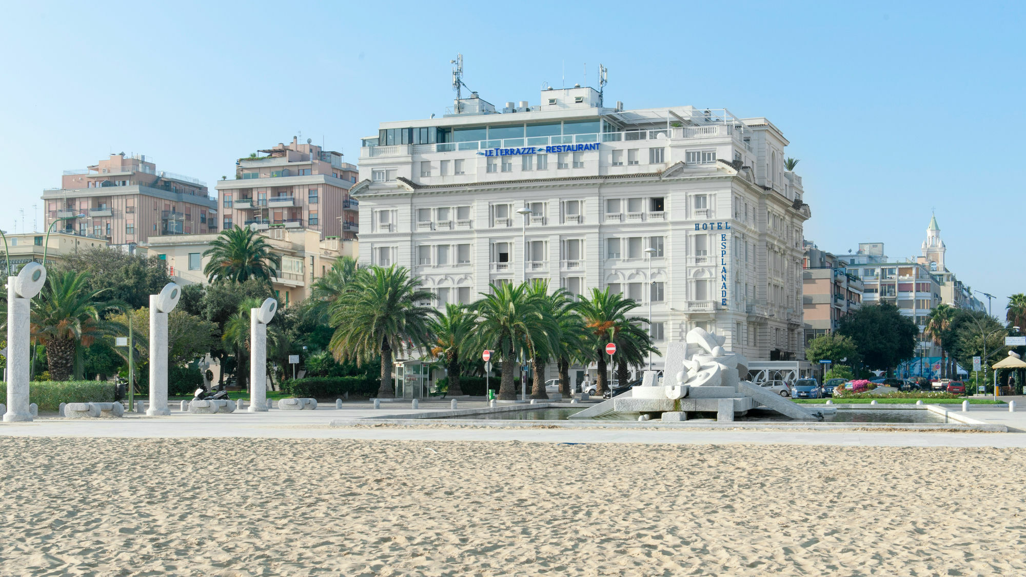 Hotel Esplanade Пескара Экстерьер фото